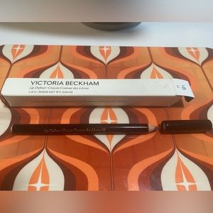 Victoria Beckham Lip Definer Shade No. 03